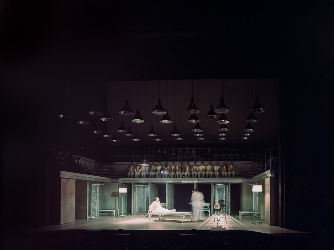 TNM030210-H.jpg